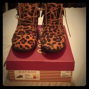 Bamboo Leopard print booties
